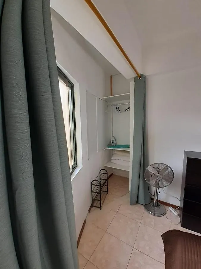 Avenida Dr Baltazar Lopes Da Silva 33A Apartment Mindelo
